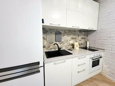 квартира за адресою Радунська вул., 30