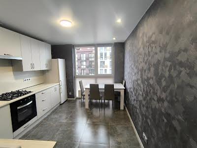 квартира за адресою Михайла Величка вул., 8б