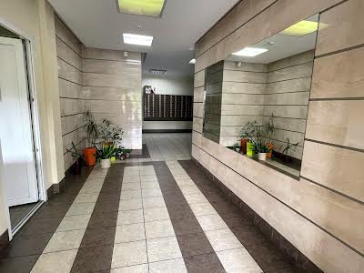 квартира за адресою Деміївська вул., 14