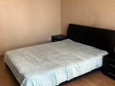 квартира за адресою Анни Ахматової вул., 50