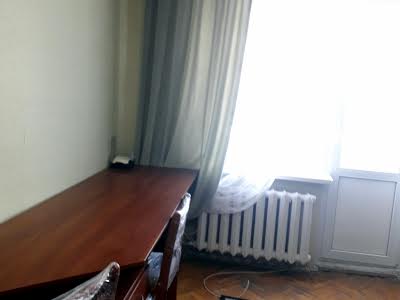 квартира за адресою Київ, Уманська вул., 29