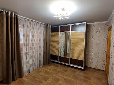 квартира за адресою Садовая, 9