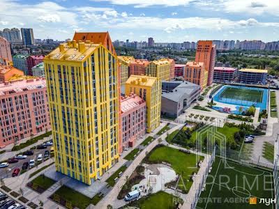 квартира за адресою Регенераторна вул., 4