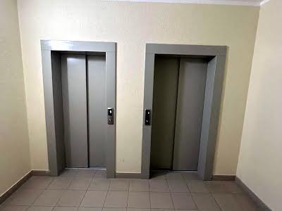 квартира за адресою Покровська вул., 40-Б