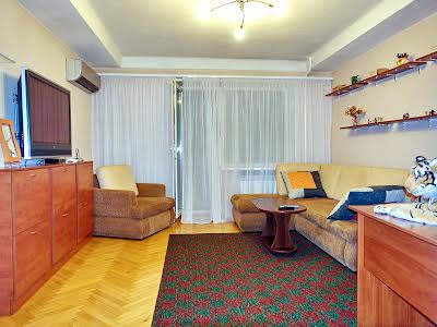 квартира по адресу Круглоуниверситетская ул., 15