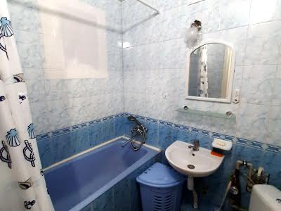 квартира за адресою Чорновола вул., 38