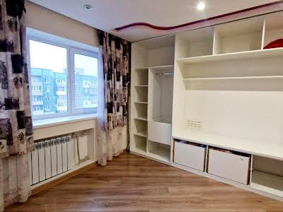 квартира за адресою Кирила Осьмака вул., 55