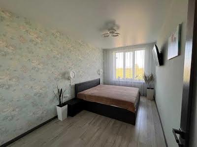 квартира за адресою Абрикосова вул., 3