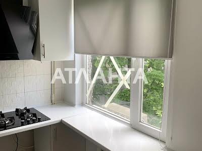 квартира за адресою Радісна вул., 21