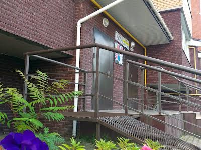 квартира за адресою Миколи Сингаївського вул. (Ново-Оскольська), 10