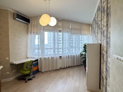 квартира за адресою Євгена Коновальця вул. (Щорса), 44