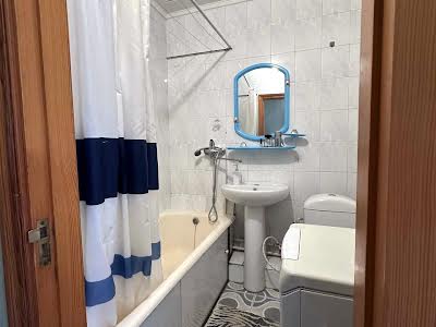 квартира за адресою Драгоманова вул., 31