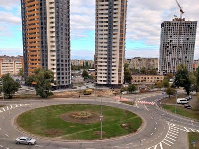 квартира за адресою Райдужна вул., 4