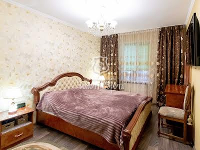 квартира за адресою Милославська вул., 17-А