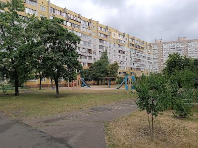квартира за адресою Рональда Рейгана вул., 11-А