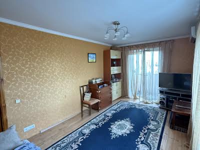 квартира по адресу Днепровская ул., 9
