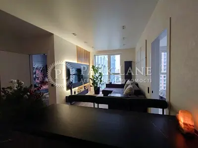 квартира за адресою Святослава Хороброго, 11б