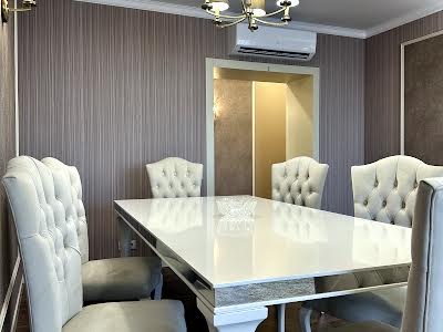 квартира за адресою Валерія Лобановського вул., 17