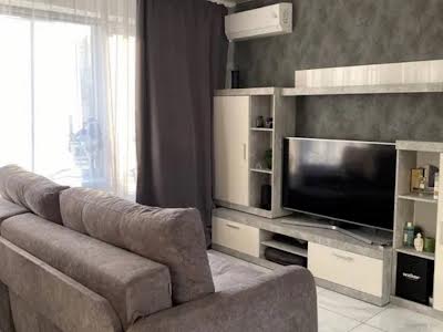 квартира по адресу Червоний Камінь, 9