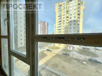 квартира за адресою Збройних Сил України вул. (Інтернаціоналістів), 43д