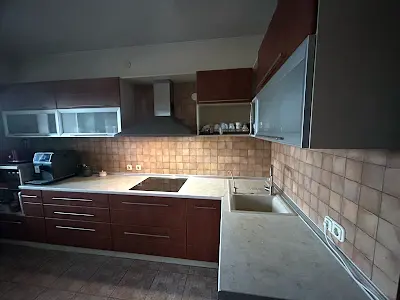 квартира по адресу Ревуцкого ул., 5