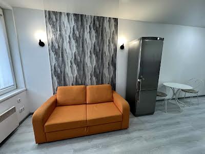 квартира за адресою Матросова, 8 а