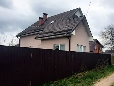 будинок за адресою Бузкова, 33
