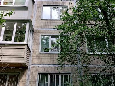 квартира за адресою Солом'янська пл., 27