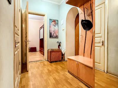 квартира за адресою В'ячеслава Липинського вул. (Чапаєва), 3