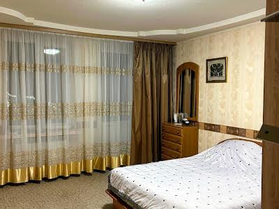 квартира за адресою Борщагівська вул., 143 б