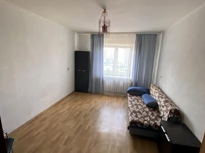 квартира за адресою Григоренка Петра просп., 18а