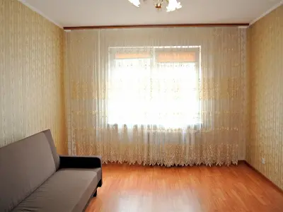 квартира за адресою Миколи Лаврухіна вул., 16