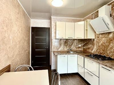 квартира за адресою Боголюбова, 22