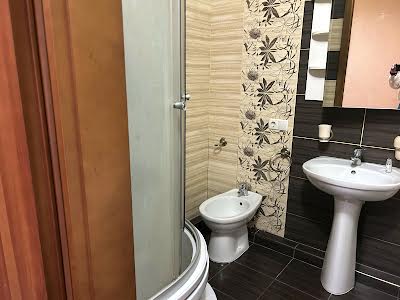квартира за адресою Дубовецька вул. (Енгельса), 37а