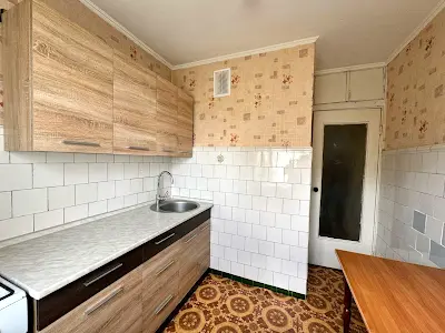 квартира за адресою Мілютенка вул., 40/16