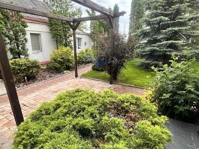 будинок за адресою Метрологічна вул., 75