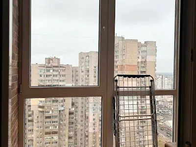 квартира по адресу Ревуцкого ул., 40-В