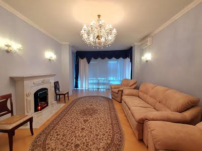 квартира за адресою Провіантська вул. (Галі Тимофєєвої), 3