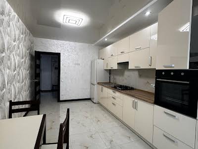 квартира за адресою Околична вул., 10
