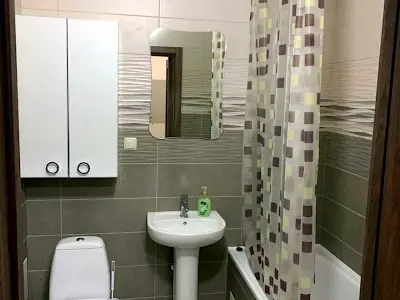 квартира за адресою Сім'ї Кульженків вул. (Петра Дегтяренка), 37