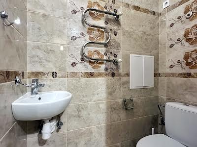 квартира за адресою Залізнична вул., 7м