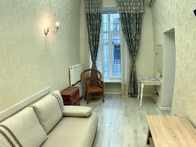 квартира по адресу Новосельского ул., 75