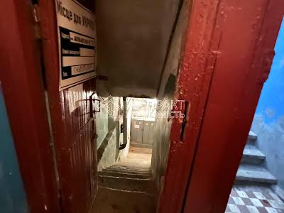 квартира за адресою Ашгабадська вул., 10