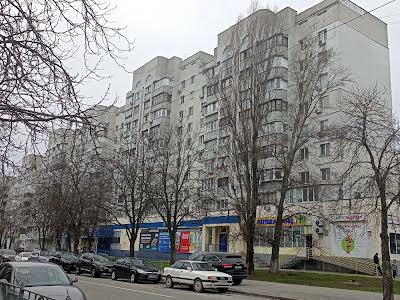 комерційна за адресою Тулузи вул., 3б