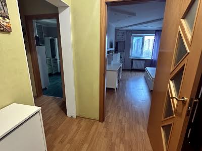 квартира за адресою Федора Ернста вул., 6