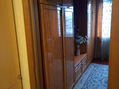 квартира за адресою Рональда Рейгана вул., 30а