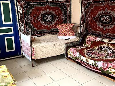 дом по адресу Центральна