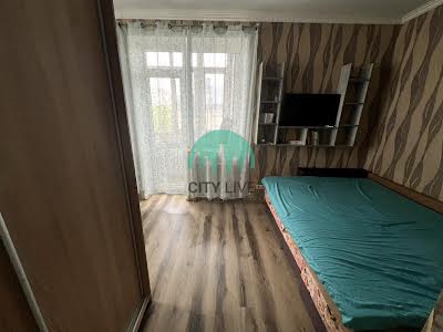квартира за адресою Василя Симоненка вул., 30