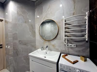 квартира за адресою Польова вул., 8