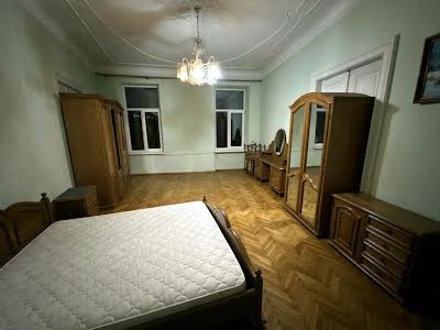 квартира за адресою Генерала Тараса Чупринки вул. (Пушкіна), 42